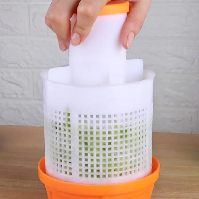Hand Press Vegetable Squeezer 6.29X4.72X4.72In Manual Food Dehydrator for Dumpling Filling Water Removal Easy Clean Kitchen Tool