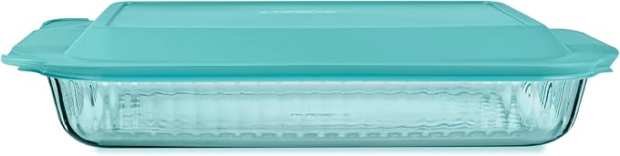 Pyrex Colors Tinted (9"x13") Tinted Glass Baking Dish with BPA-Free Lid, Oblong Bakeware Glass Pan For Casserole & Lasagna, Dishwasher, Freezer, Microwave and Pre-Heated Oven Safe, Aqua