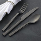 Oneida Silverware Set, Chefs Table Black 20 Piece Everyday Flatware Set, Service For 4, 18/0 Stainless Steel, Mirror Finish, Dishwasher Safe, Home And Kitchen Utensils Sets (Black, 20 Piece)