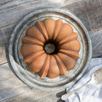 Nordic Ware Anniversary Bundt, 15 Cup, Silver