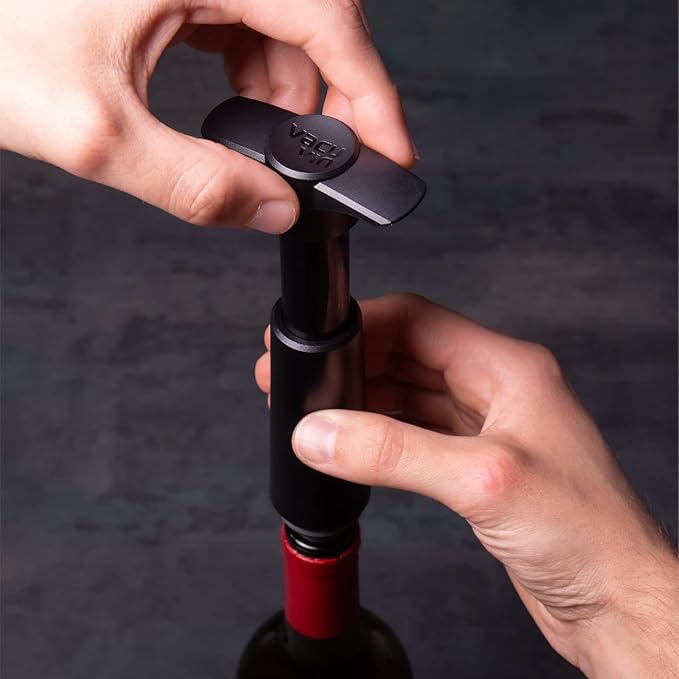 Vacu Vin Wine Saver Pump Gray with Vacuum Wine Stopper - Keep Your Wine Fresh for up to 10 Days - 1 Pump 6 Stoppers - Reusable - Made in the Netherlands