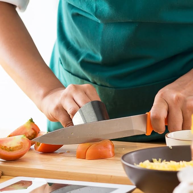 Stainless Steel Finger Guard, Universal Fit Adjustable Finger Protector for Cutting Food, Premium Slicing Tool, Silver
