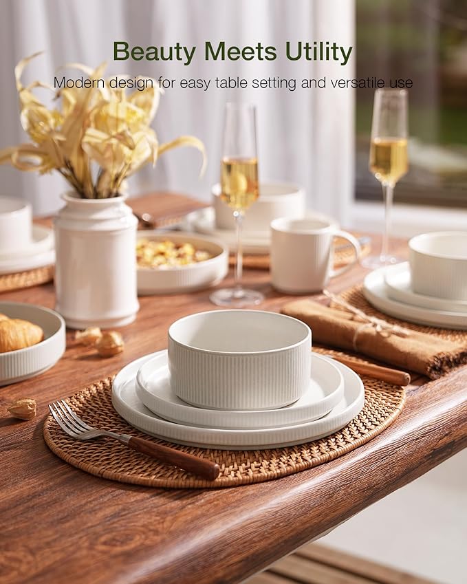 Famiware Star Plates and Bowls Sets, Modern Stoneware Dinnerware Sets for 8, 24-Piece Kitchen Dish Set - Microwave and Dishwasher Safe, Chip and Scratch Resistant, Matte White