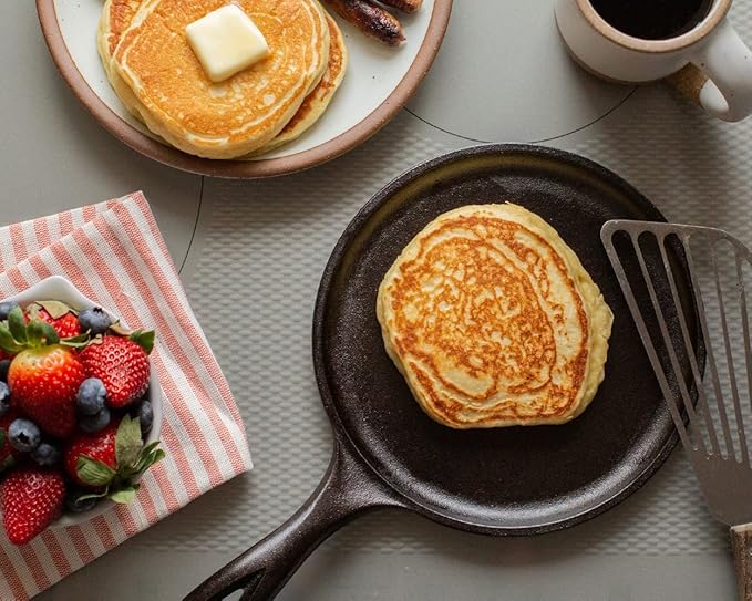 Lodge L9OG3 Cast Iron Round Griddle, Pre-Seasoned, 10.5-inch - Made in USA, Compatible with Stovetop, Oven, Grill & Campfire