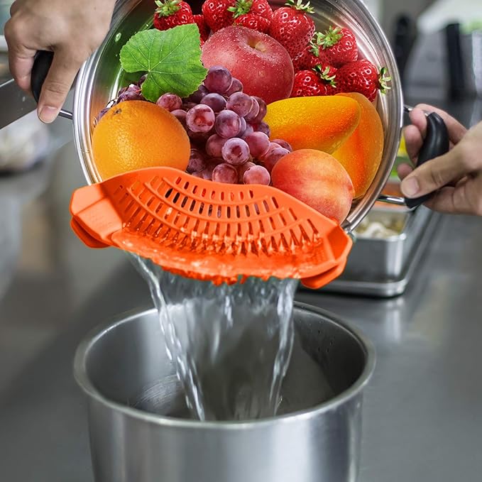 Clip On Strainer Silicone for all Pots and Pans, AUOON Pasta Strainer Clip on Food Strainer for Meat Vegetables Fruit Silicone Kitchen Colander