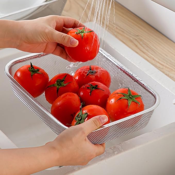 18/8 Stainless Steel Fine Mesh Strainer Basket with Feet, Rectangular Colander for Vegetables, Fruits, Pasta, Noodles – Rustproof, Durable & Easy to Clean (9.84 inch)