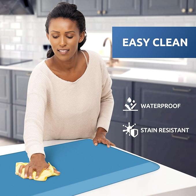 KitchenClouds Kitchen Mat Cushioned Anti Fatigue Kitchen Rug 0.75inch Water Resistant Non Slip Kitchen Rugs and Mats Standing Desk Mat Comfort Floor Mats for Kitchen Sink Office (17.3"x28",Green)