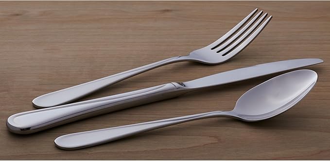 Oneida Silverware Set, Flight Everyday Flatware Dinner Spoons Set, Service For 4, Rust Resistant 18/0 Stainless Steel, Dishwasher Safe, Mirror Finish, Home And Kitchen Utensils Sets (Silver, 4 Piece)