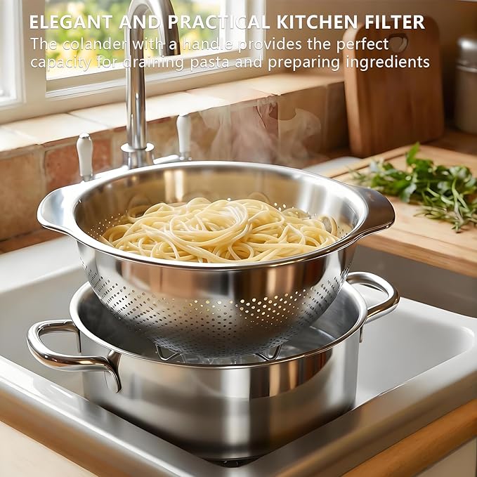 18/8 Stainless Steel Strainer and Colander for Kitchen, Fine Mesh Strainer with Handle, Food Strainers and Colanders for Spaghetti, Vegetables, Fruits, Eggs, Rice, Noodles and Pasta (4QT)