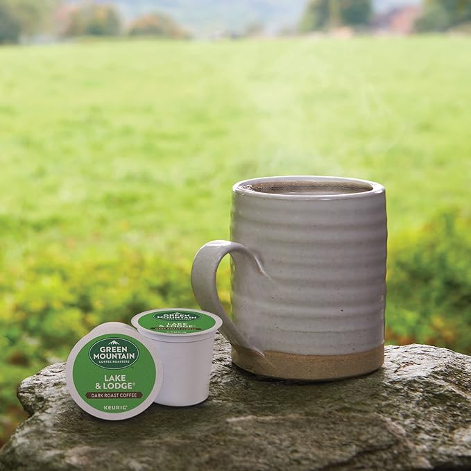 Green Mountain Coffee Roasters Lake and Lodge Blend Keurig Single-Serve K-Cup pods, Dark Roast Coffee, 72 Count