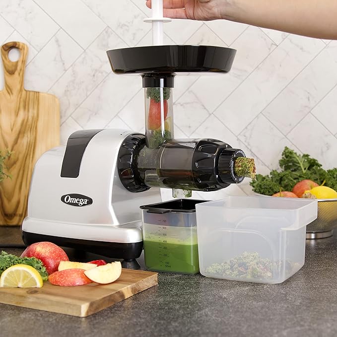 Omega Cold Press Juicer Machine, Vegetable and Fruit Juice Extractor and Nutrition System Makes Nut Milks Baby Food and Sorbets, Triple-Stage 80-RPM Slow Masticating Juicer, 200-Watts, Silver