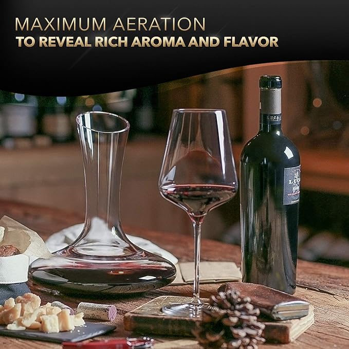 Le Chateau Large Elegant Crystal Wine Decanter with Aerator – 750ml Glass Decanter – Hand-Blown Lead-Free Clear Glass Carafe with Aerator – Hand Held Gifts Red Wine Accessories/for Wine Lovers