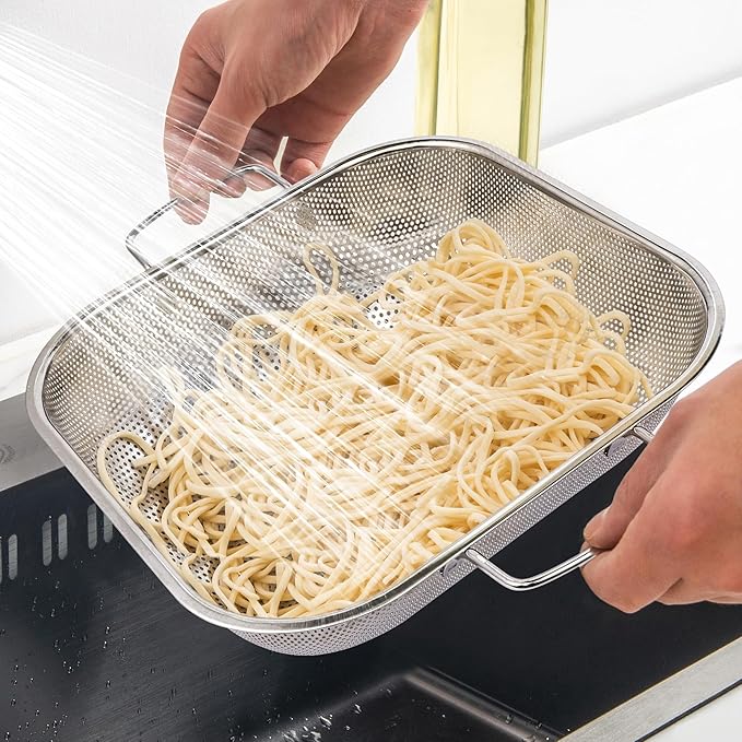 Gulex Colander Stainless Steel 3-Quart, Square Metal Strainers, Strainer for Kitchen Food, Dishwasher Safe