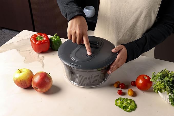 Zyliss Easy Spin Salad Spinner - Fruit & Veggie Dryer - Produce Spinner & Cleaner for Salad Prep - Dishwasher-Safe Kitchen Essential - Non-Slip Bowl with Pull Handle - Stainless Easy Spin Small