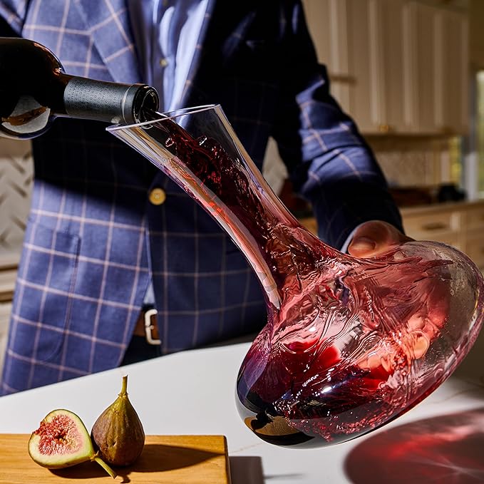 Large Elegant Red Wine Decanter Aerator Pourer - 100% Hand Blown Lead-Free Clear Crystal Glass - Wine Carafe Bottle, Wine Lovers Accessory Gift - 1600ml.
