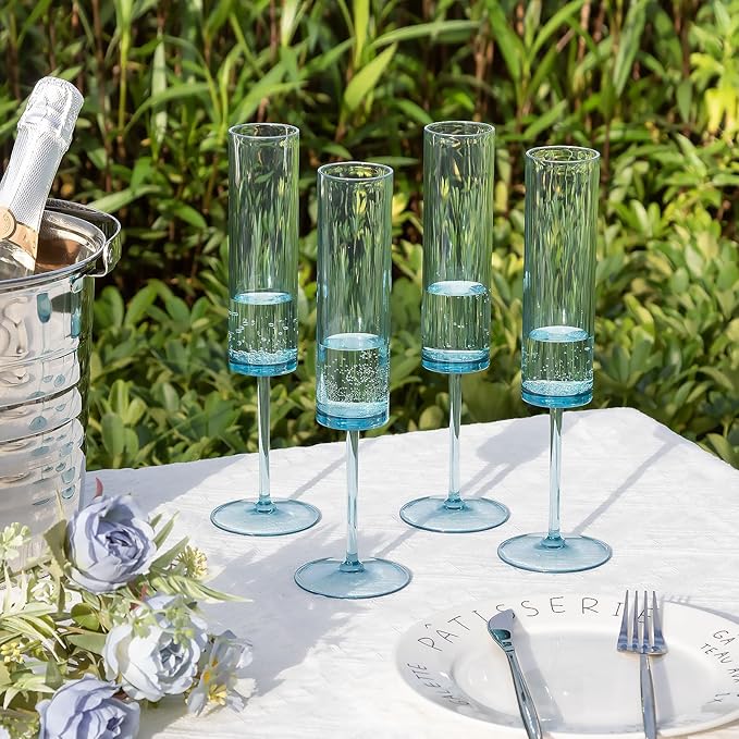 24 Pack Acrylic Blue Champagne Glasses 5.4 OZ Cocktail Glasses Classy Champagne Flutes Blue Wedding Toasting Glasses Wedding Table Decorations Bachelorette Parties Bridal Shower Decorations
