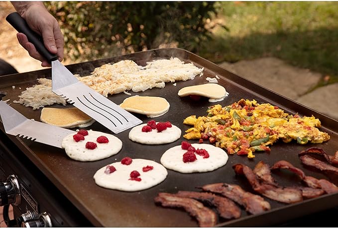 Cuisinart CGG-0036, 36" Four Burner Gas Griddle