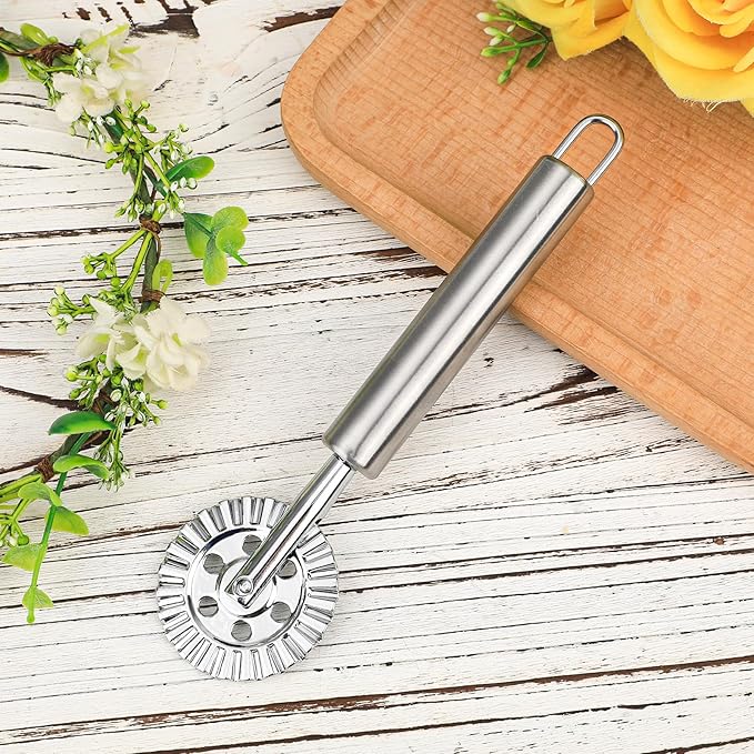 Pastry Wheel Cutter, Stainless Steel Fluted Pasta Crimping Wheel Dough Crimper Pie Crust Cutter Lattice Roller Ravioli Maker Tool for Pizza Noodle Cracker