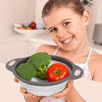 Small Food Strainer for Kitchen - Black Silicone Colander with Handle for Spaghetti and Pasta Multifunctional Colander for Camping