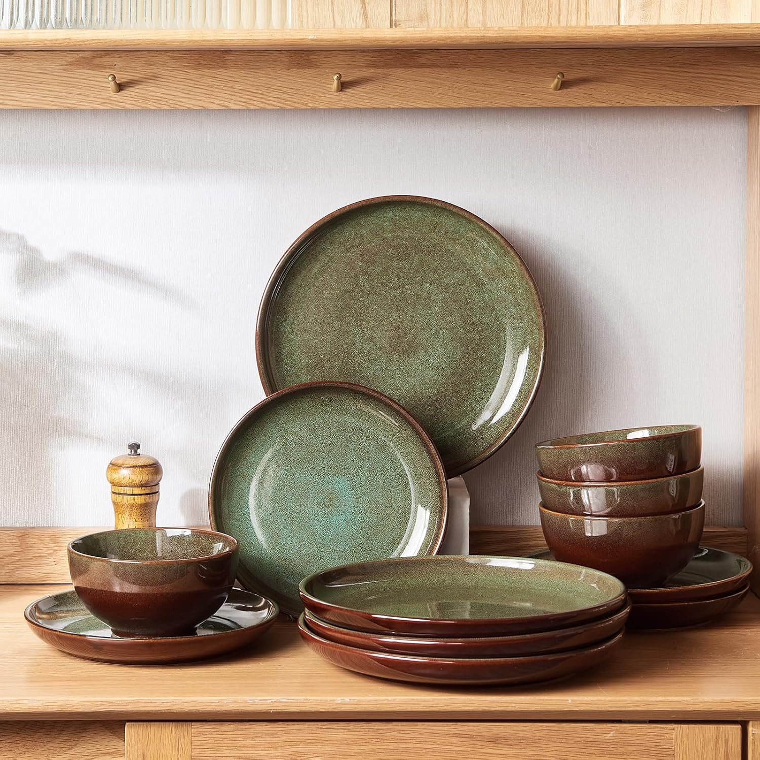 12 Piece Stoneware Dinnerware Set for 4 – Plates & Bowls Dish Set
