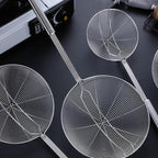 Stainless Steel Spider Skimmer, Set of 2 Professional Kitchen Pasta Strainer Spoon with Long Handle (L17 x D7.5 and L15.7 x D6)