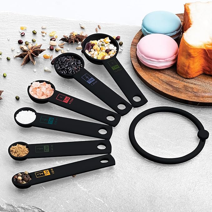 Fox Run Measuring Set, 6 Piece Plastic Measuring Spoon Set, Black, 1/4 TSP to 1 TBL